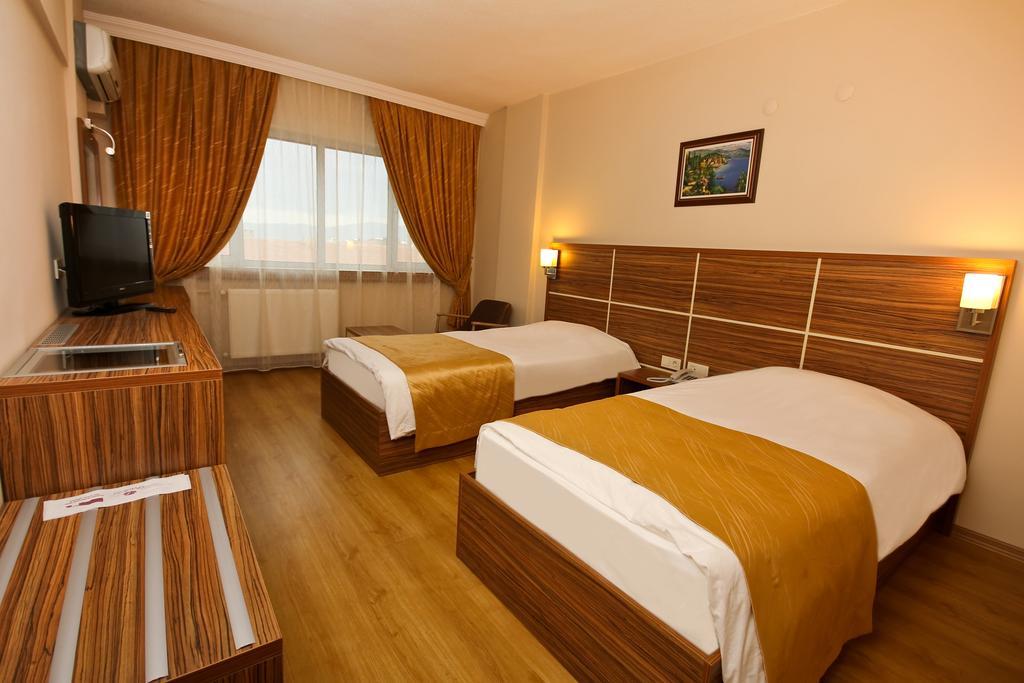 Petek Hotel Muğla Esterno foto